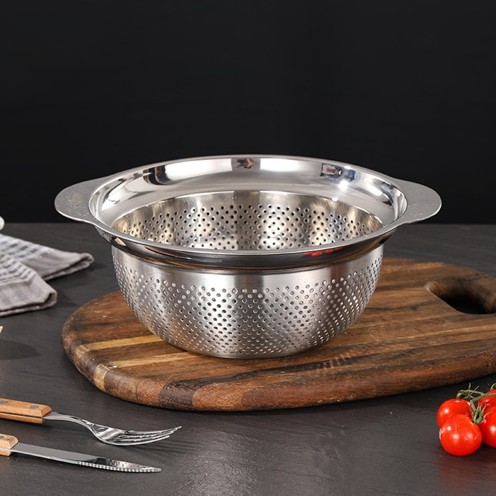 IZEYNO 1 Pack Stainless Steel Colander Bowl with Reinforced Handle, 5 Quart Micro-Perforated Strainer Basket, Large Capacity Rice Rinser, Fruit Washer